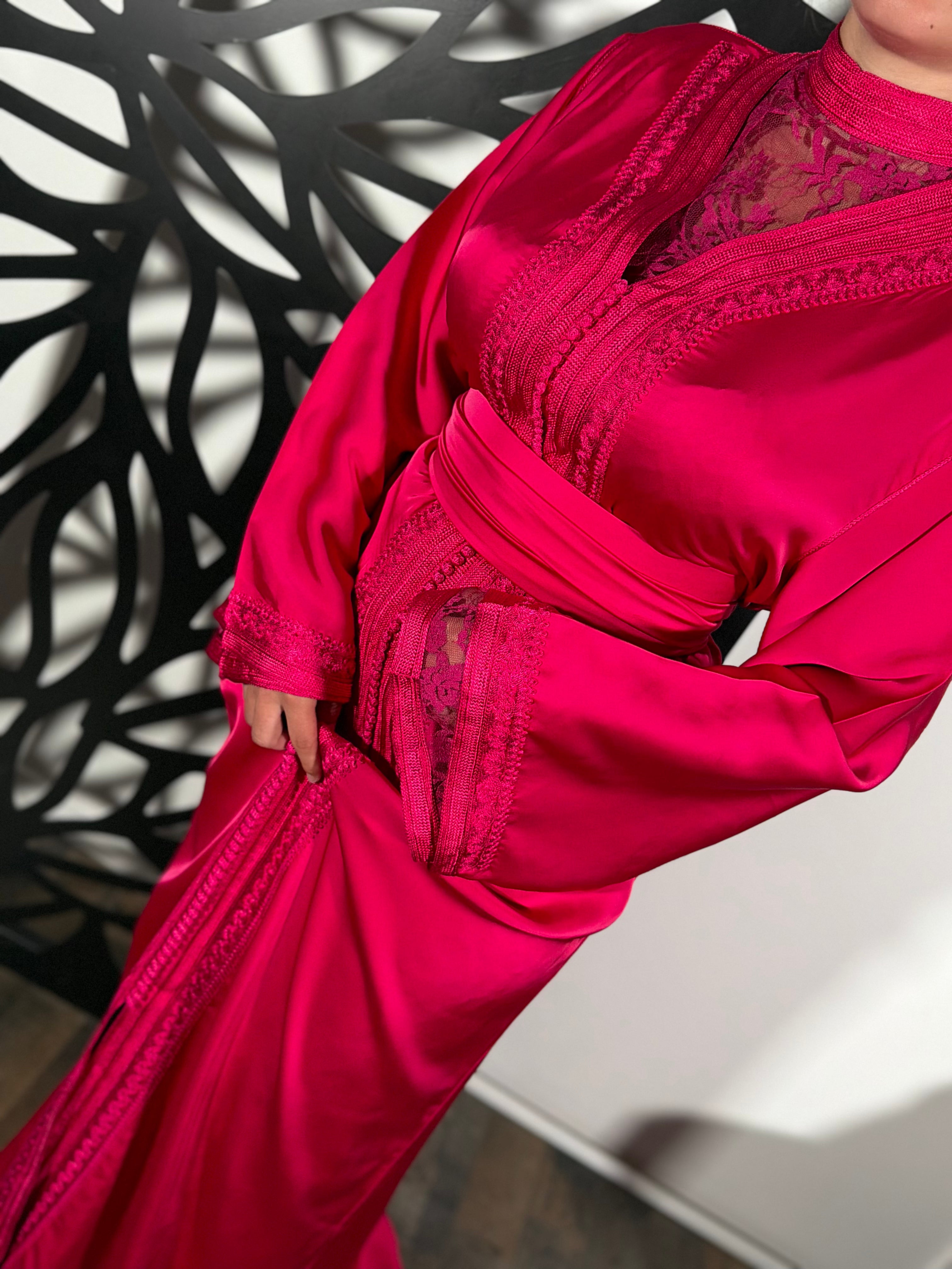 NAÏA FUCHSIA