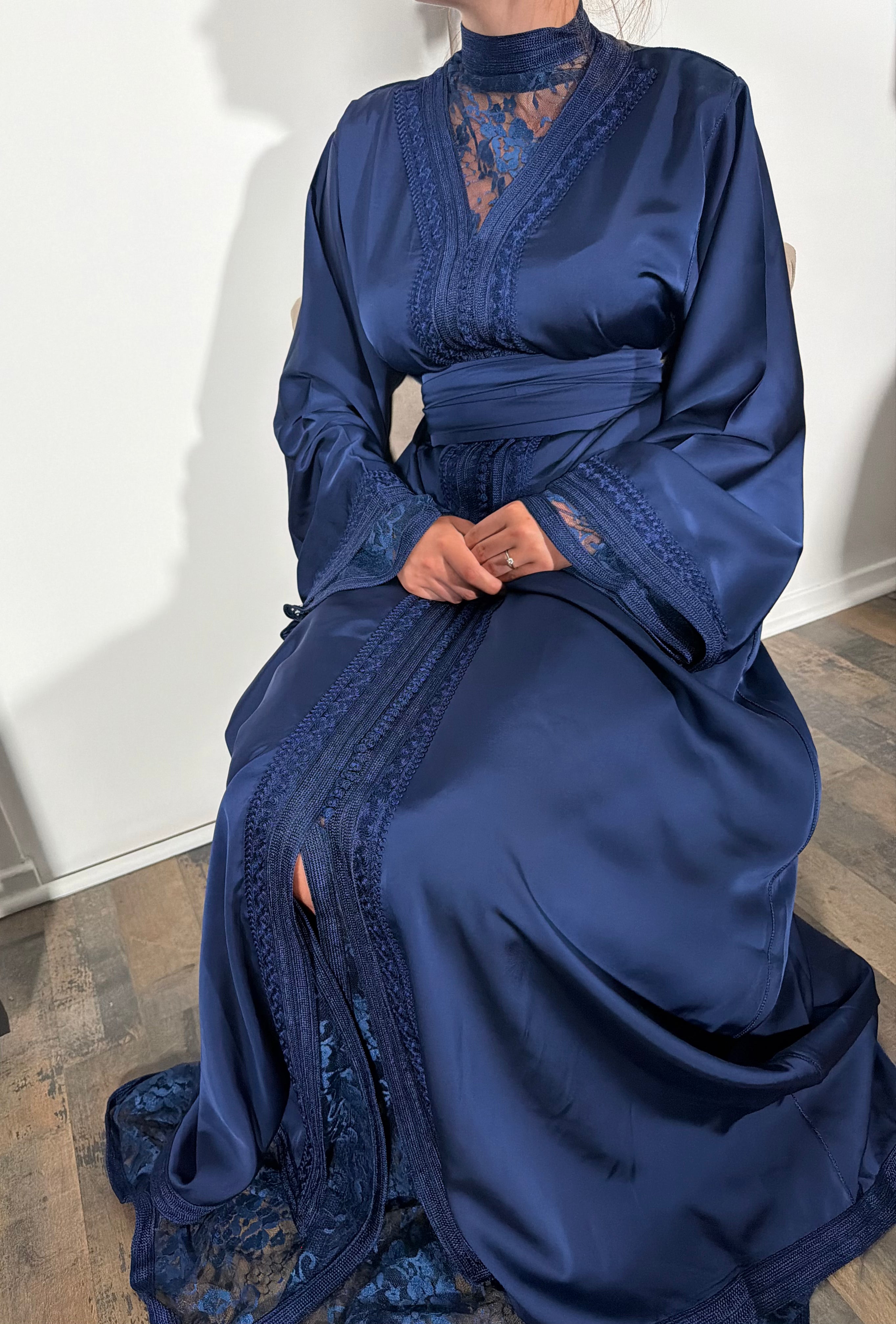 ZAHIRA BLEU