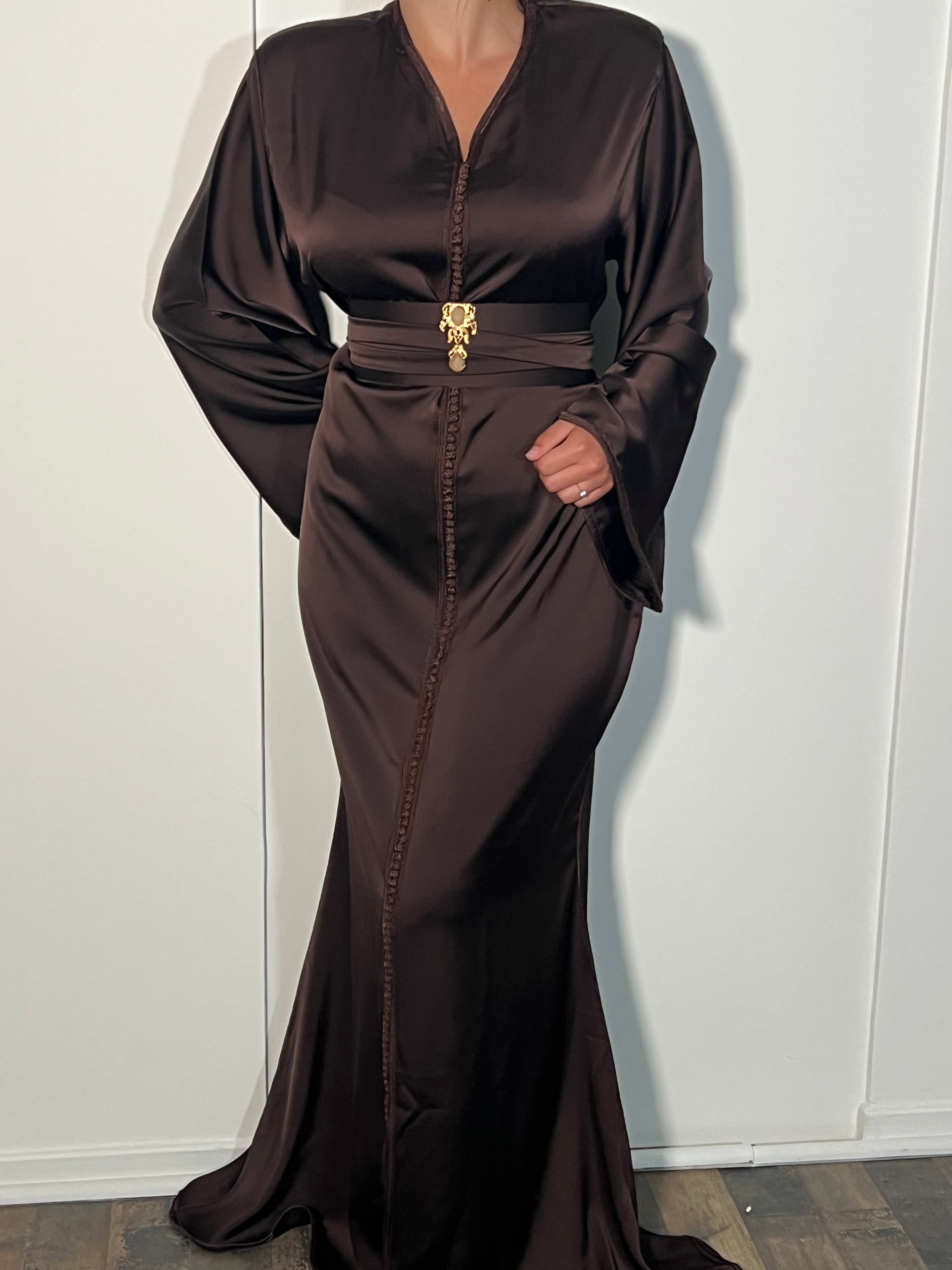 AMIRA MARRON